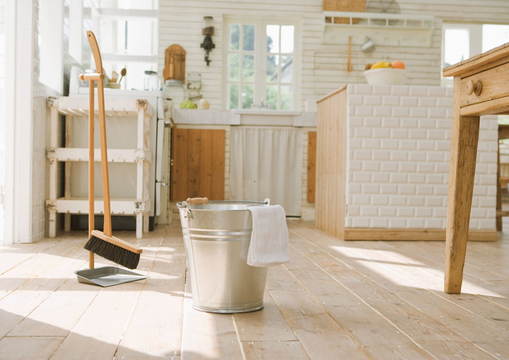 Kitchen Cleaning (Residential & Industrial)
